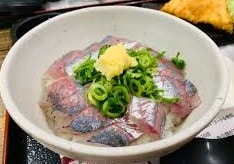 沼津 内浦漁協直営 いけすや　のお店の場所は！