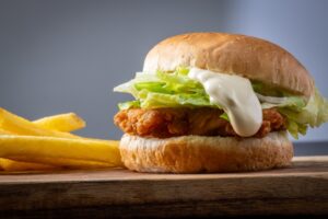 ハンバーガー女子 エリ さんの経歴