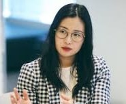 津野香奈美（つの・かなみ）教授の経歴