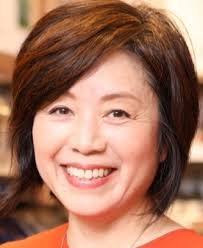 菅原佳己（すがわら・よしみ）さんの経歴